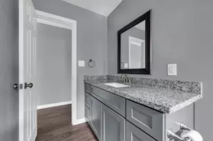 7919 Brays St, Houston, TX 77012 - Photo 16