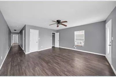 7919 Brays Street #B, Houston, TX 77012 - Photo 10