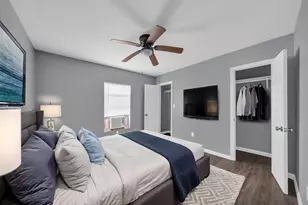 7919 Brays St, Houston, TX 77012 - Photo 2