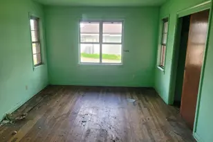 806 E 1st, Hughes Springs, TX 75656 - Photo 8