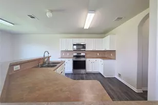 13302 Seagler Park Ln, Houston, TX 77047 - Photo 8