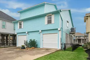 1815 Tiki Dr, Galveston, TX 77554 - Photo 2