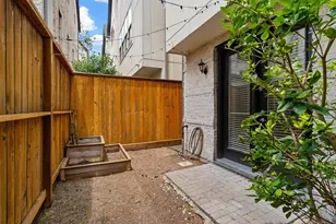 4014 University Grove St, Houston, TX 77023 - Photo 10