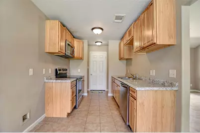 10731 Royal Terrell Drive, Conroe, TX 77303 - Photo 12