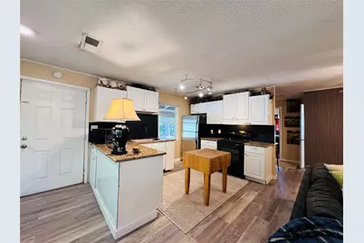 140 Sharon Lane, Livingston, TX 77351 - Photo 10