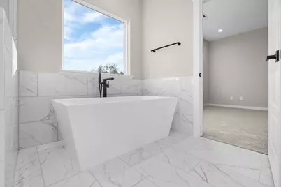 5915 Wheatley Hollow Lane, Houston, TX 77091 - Photo 32