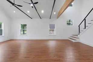 10802 Fairview Dr, Conroe, TX 77385 - Photo 2