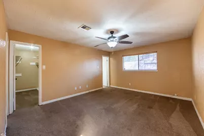 6030 Gallant Forest Drive, Houston, TX 77088 - Photo 18