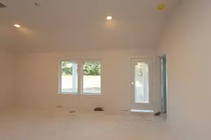 128 Wasatch Peaks Wy, Willis, TX 77378 - Photo 4