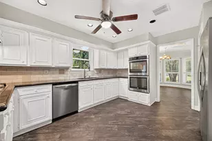 16814 Creeksouth Rd, Houston, TX 77068 - Photo 10