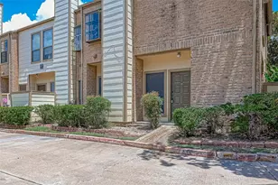 8299 Cambridge St, Houston, TX 77054 - Photo 4