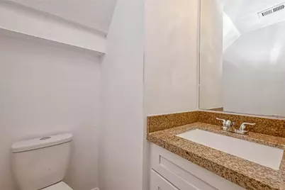8299 Cambridge Street #1705, Houston, TX 77054 - Photo 16