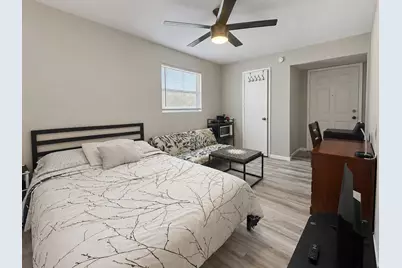 2347 Sheridan Street #4, Houston, TX 77030 - Photo 24