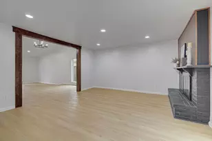 15507 Sierra Valle Dr, Houston, TX 77083 - Photo 10