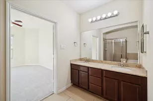 9143 Monarch Mist Ln, Houston, TX 77070 - Photo 18