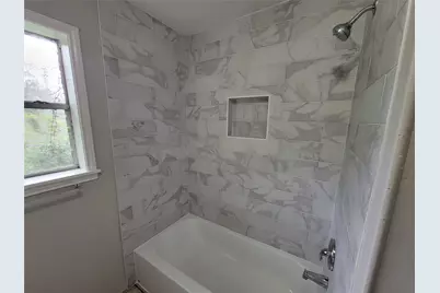 2205 Velma Street, La Marque, TX 77568 - Photo 24