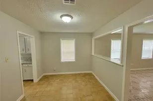 2205 Velma St, La Marque, TX 77568 - Photo 6