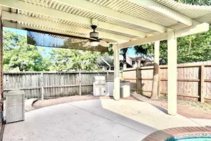 2123 Hollow Reef Cir, League City, TX 77573 - Photo 28