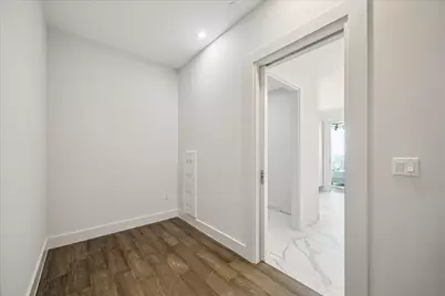 1711 Allen Parkway #1805, Houston, TX 77019 - Photo 12