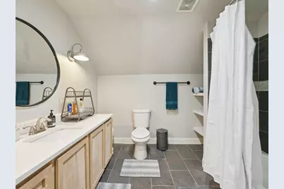 18611 Point Lookout Drive, Nassau Bay, TX 77058 - Photo 32