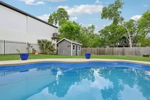 18611 Point Lookout Dr, Nassau Bay, TX 77058 - Photo 34