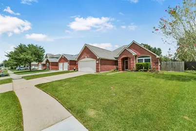 3510 Harbor Pass Lane, Friendswood, TX 77546 - Photo 2