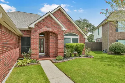3510 Harbor Pass Lane, Friendswood, TX 77546 - Photo 4