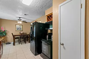 11515 Ensbrook Dr, Houston, TX 77099 - Photo 8
