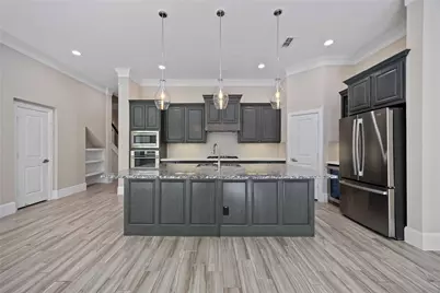 6723 Sussex Manor Street, Houston, TX 77055 - Photo 4