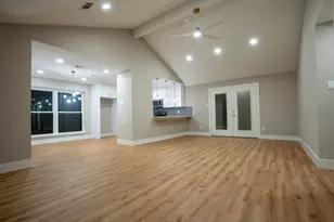 9856 Oriole, Conroe, TX 77385 - Photo 2