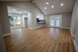 9856 Oriole, Conroe, TX 77385 - Photo 10
