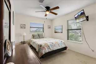 1222 Oahu Dr, Galveston, TX 77554 - Photo 24