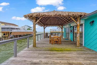 1222 Oahu Drive, Galveston, TX 77554 - Photo 10