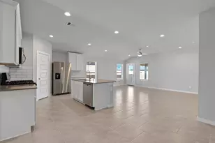 3335 Silverton Dr, Katy, TX 77494 - Photo 4