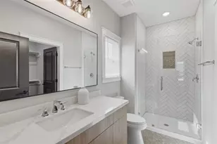 5034 Mallow St, Houston, TX 77033 - Photo 10