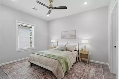 5034 Mallow St #A B, Houston, TX 77033 - Photo 8