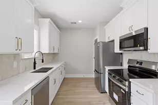 5034 Mallow St, Houston, TX 77033 - Photo 6