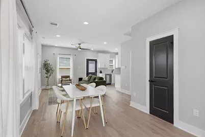 5034 Mallow Street, Houston, TX 77033 - Photo 2