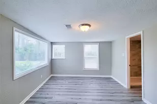 7426 Bigwood St, Houston, TX 77016 - Photo 14