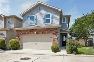 8922 Hollister Commons Ln, Houston, TX 77080 - Photo 2