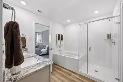 5124 Greengrass Willow Way, Houston, TX 77048 - Photo 4