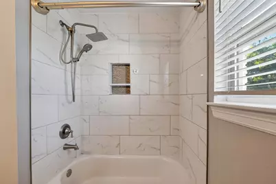 12430 Eiker Road, Brookside Village, TX 77581 - Photo 20