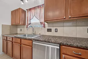 25346 Barmby Dr, Tomball, TX 77375 - Photo 16
