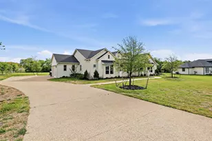 10701 Harvey Rnch Rd, College Station, TX 77845 - Photo 2