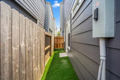 5229 Hillman Street #A, Houston, TX 77023 - Photo 34