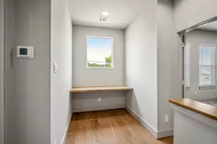 5229 Hillman St, Houston, TX 77023 - Photo 32