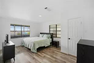 16510 Jamaica Inn Rd, Jamaica Beach, TX 77554 - Photo 16