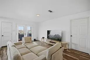 16510 Jamaica Inn Rd, Jamaica Beach, TX 77554 - Photo 8