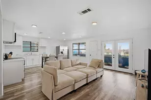 16510 Jamaica Inn Rd, Jamaica Beach, TX 77554 - Photo 4