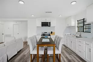 16510 Jamaica Inn Rd, Jamaica Beach, TX 77554 - Photo 6